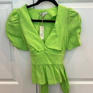 Moon River Women’s Lime Pinstripe Top Size XS NWT